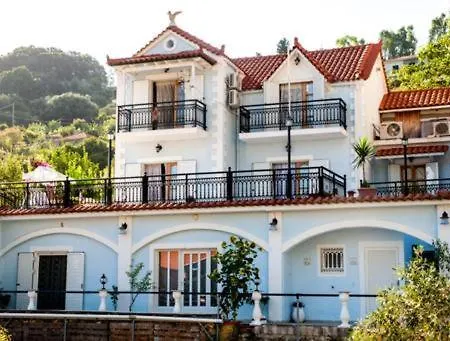 펜션 Fernandas Traditional 2 Floor House