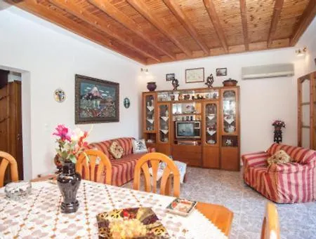 Fernandas Traditional 2 Floor House